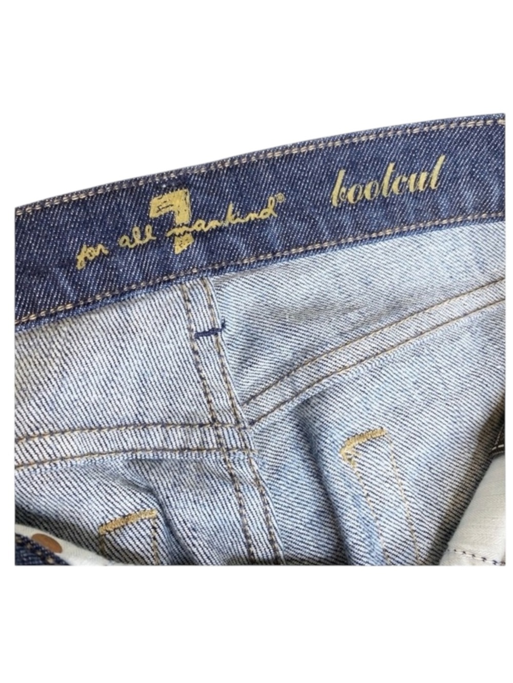 new 7 For All Mankind® ☯︎︎ Gold Medallion Embroidered Bootcut Jeans ☯︎︎ NY Dark - Picture 11 of 17